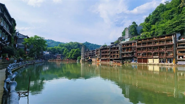 “湘”約鳳凰，相守未來——2022博皓快樂湖南行    -24