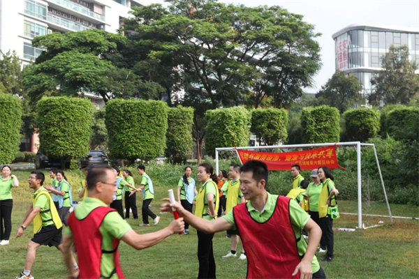 運動與激情碰撞，健康與快樂共享—廣東博皓第六屆運動會   -傳統(tǒng)接力賽