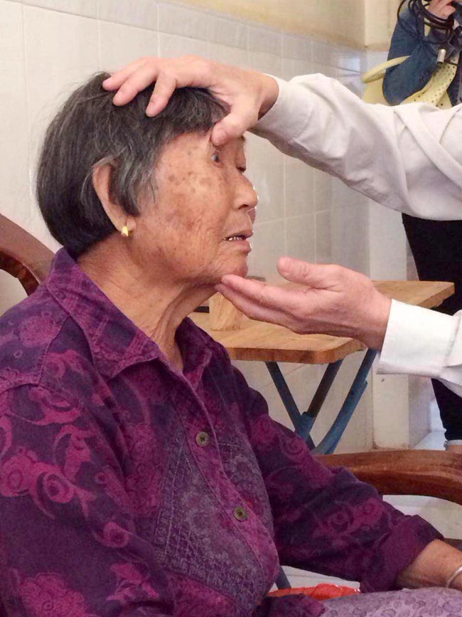 廣州博皓復(fù)合材料有限公司參加廣東獅子會星海服務(wù)隊(duì)三亞免費(fèi)白內(nèi)障手術(shù)行動(dòng)